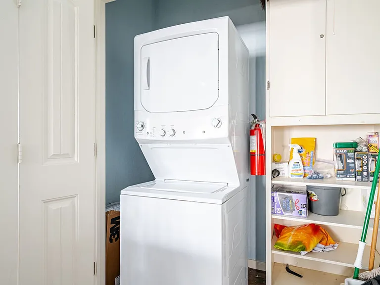 Washer/Dryer