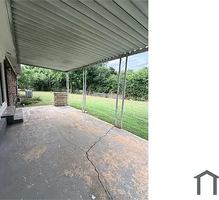 1320 S Locust Dr — Photo 20