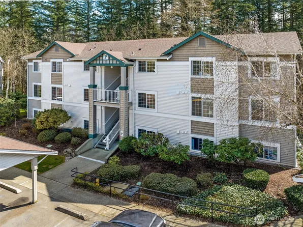 25235 SE Klahanie Boulevard #P201, Sammamish, WA 98029