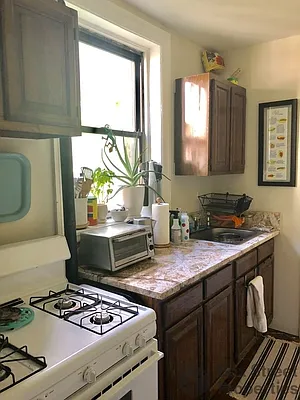 Rented by Frank Valvo Real Estate | media 47