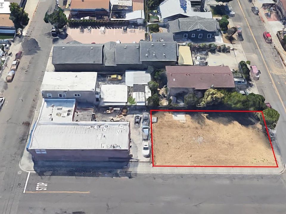 1st image of 11th St