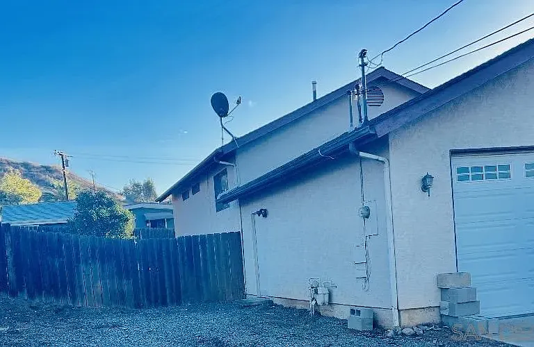 12156 Lakeside Ave — Photo 1