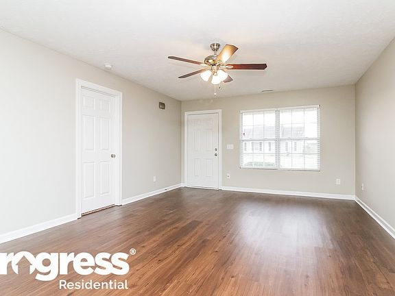 3rd image of 2423 Quest Ave