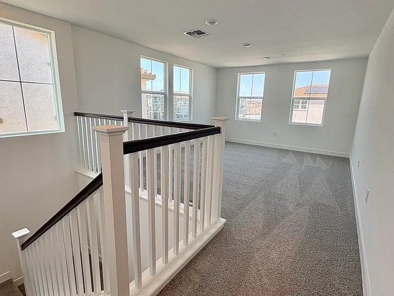 15904 Bandon Ln — Photo 22