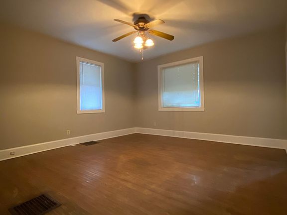 3rd image of 411 N 2nd St