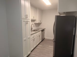 4395 W Thrasher Dr, Fayetteville, AR 72704