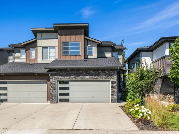 2808 Koshal Cres SW, Edmonton, AB T6W 3J7