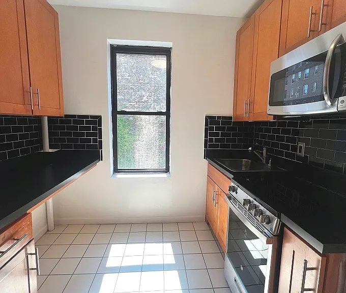 115 Washington Ave #22 — Photo 9
