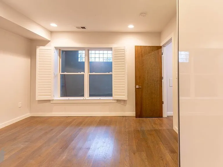 1330 Montello Ave NE #1 — Photo 25