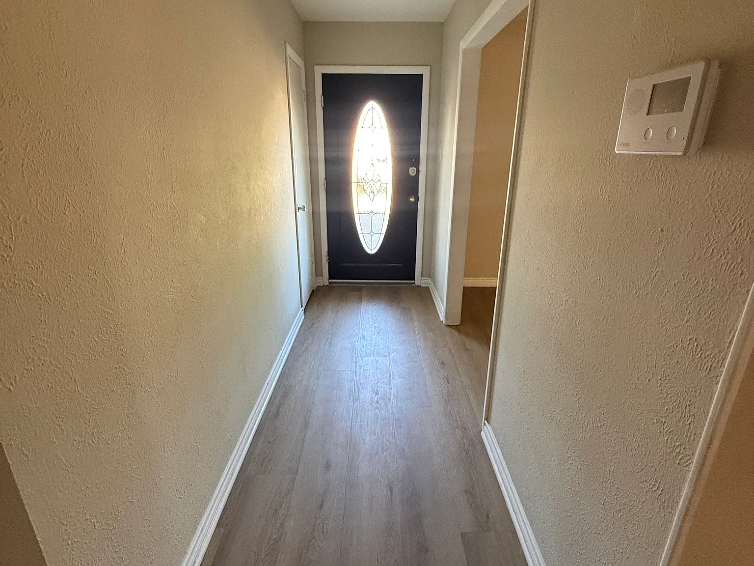 2703 Rebecca Dr — Photo 3