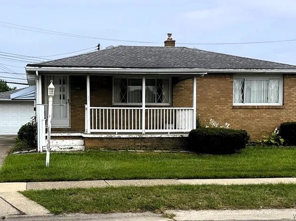 1233 George Urban Blvd, Cheektowaga, NY 14225