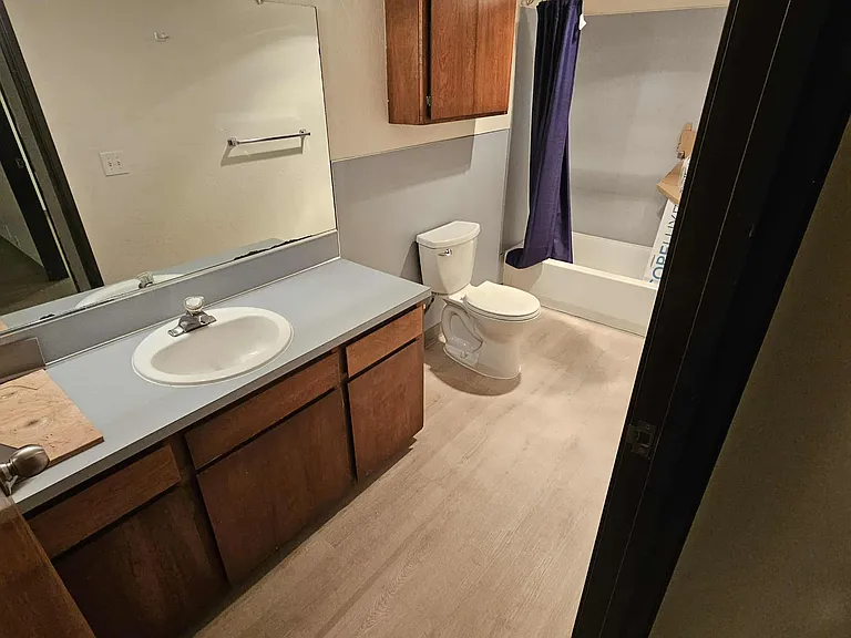 2195 W 7th Ave #1 — Photo 10