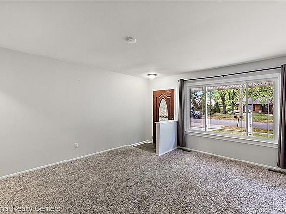 2nd image of 3360 Wolverine Dr