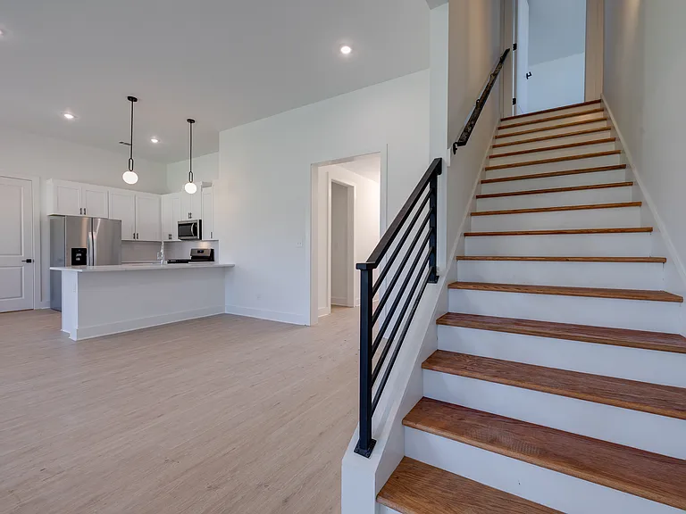 4124 McSwain Cv — Photo 9