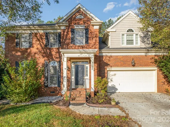 4094 Deerfield Dr NW, Concord, NC 28027