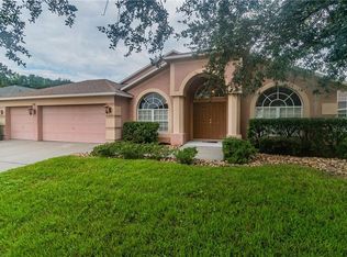 1305 Big Creek Dr, Zephyrhills, FL 33544