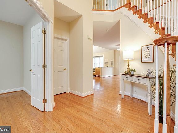 5th image of 15169 Sapling Ridge Dr