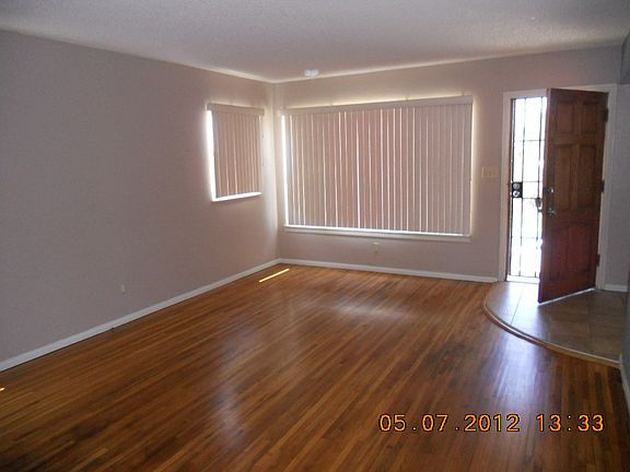 2nd image of 6137 Cumberland St