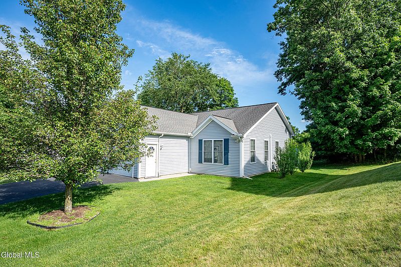 4th image of 1118 Clute Crest Lane