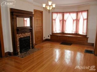 307 Pearl St, Chesaning, MI 48616