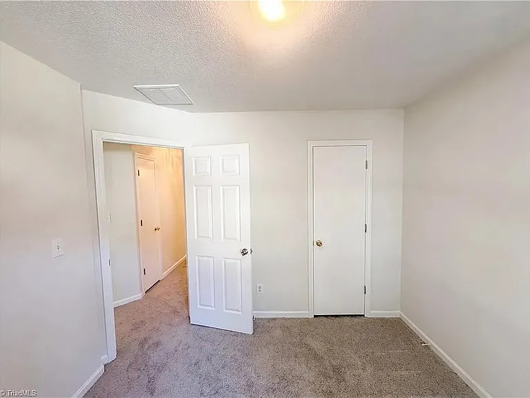 4235 Nestleway Ct #4235 — Photo 9