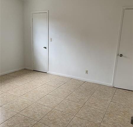 5th image of 4361 NW 35th Ter