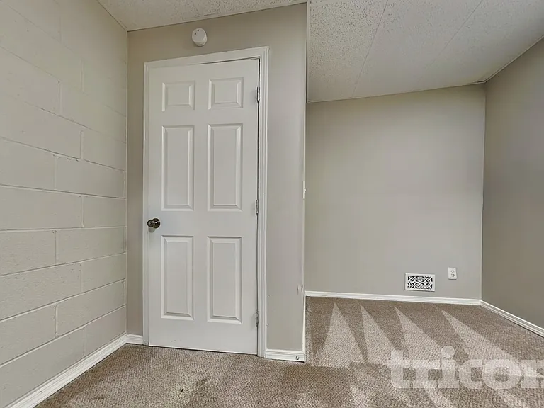 37 Abbotsford Dr — Photo 18