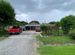 7433 Red Robin Ln, Houston, TX 77075