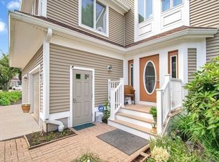 46 Pointe Rok Dr #46, Worcester, MA 01604