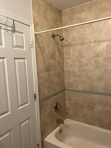 402 S 43rd St #1R Photo 1 402 S 43rd St #1R Photo 1