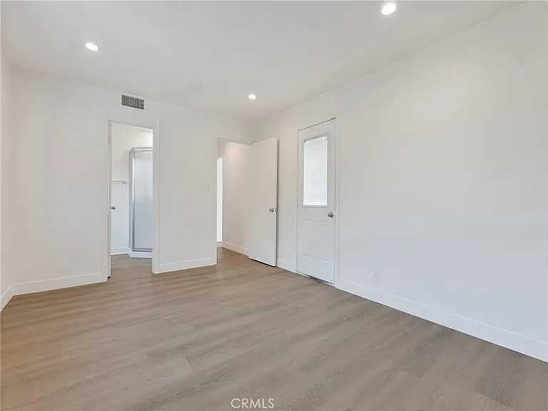 22222 Vanowen St — Photo 18
