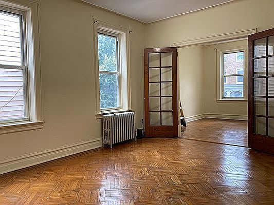 1st image of 305 13th St #2