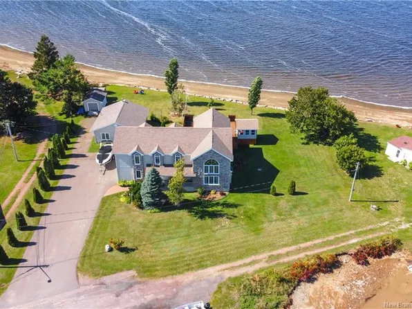 79 Pointe Du Mirage, Saint Charles, NB E4W 5C7