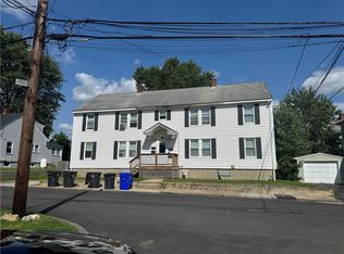 69 West St, West Warwick, RI 02893