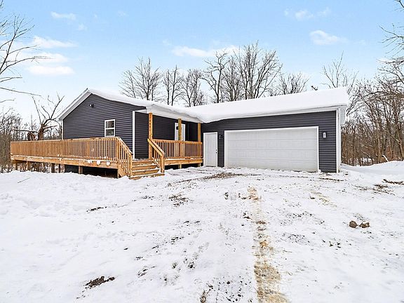 3rd image of 10491 Cranberry Lake Rd