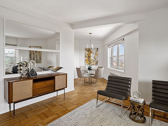 5th image of 10 Plaza St APT 14H