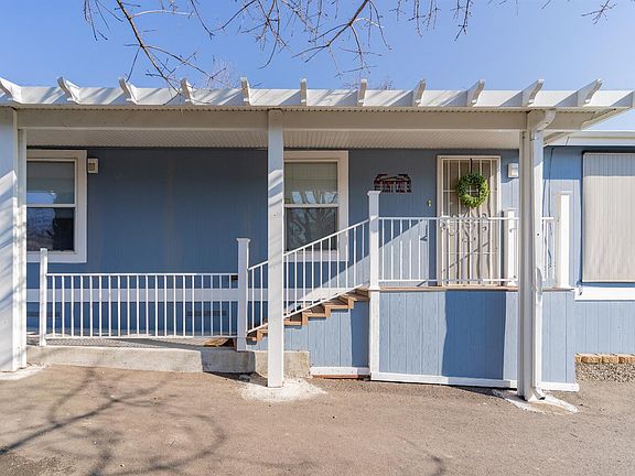 5th image of 9241 Oak Ave