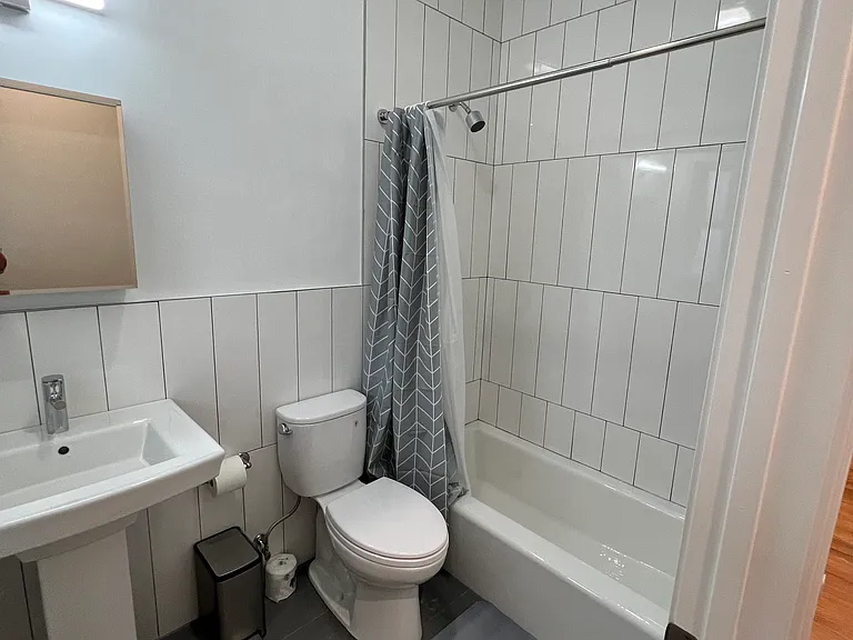 16 Hamilton Rd #2 — Photo 13