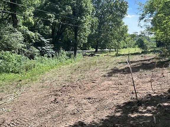 3rd image of 2627 Roy Dodson Rd