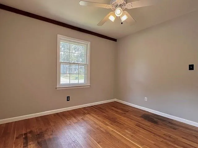 1436 Drayton Woods Dr — Photo 8
