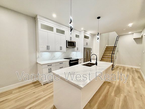 2nd image of 1669 Highland Dr N