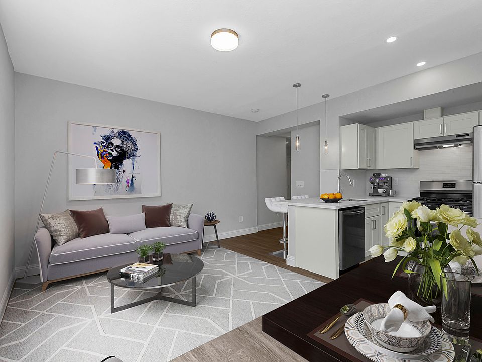1st image of 390 Liberty St #1
