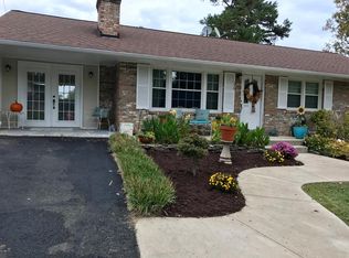 220 Mount Pleasant Blvd, Fredericksburg, VA