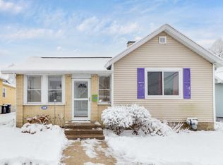 1508 W Locust St, Bloomington, IL 61701