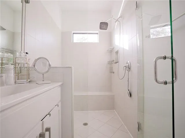 10111 Akenside Dr — Photo 7