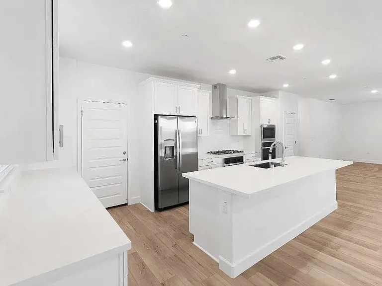 6049 Meru Way — Photo 7