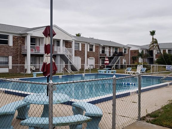 2nd image of 190 E Olmstead Dr Unit C2
