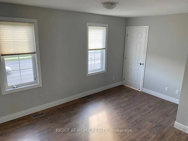 829 Farmstead Dr — Photo 9