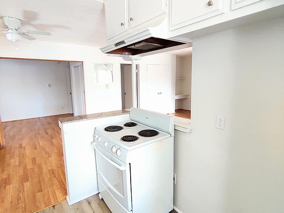 5th image of 14205 Burbank Blvd APT 1