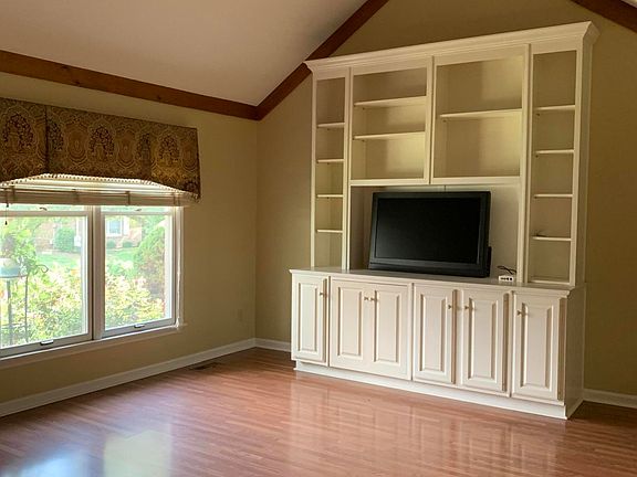 2nd image of 9005 Antler Ct